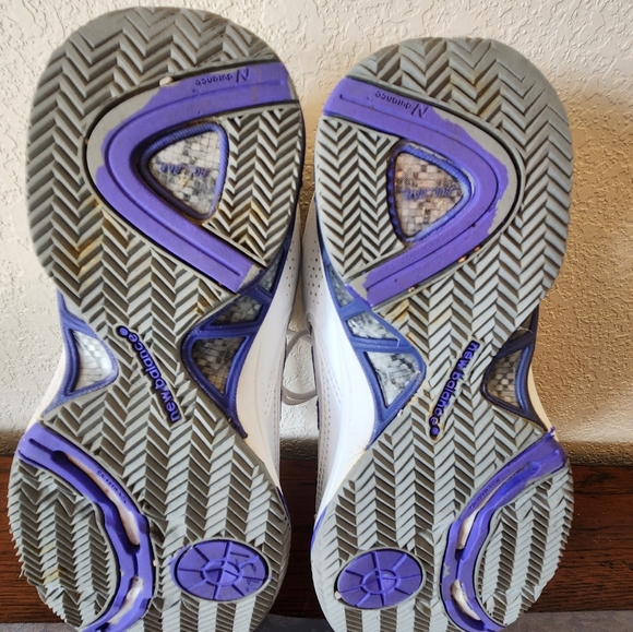 New Balance 806 Women's - Picture 11 of 13